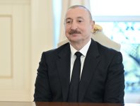 Prezident İlham Əliyev ABŞ Dövlət katibinin iqtisadiyyat, enerji və biznes məsələləri üzrə köməkçisinin başçılıq etdiyi nümayəndə heyətini qəbul edib (FOTO)