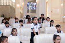 “AzInTelecom” uşaqlar üçün rəqəmsal təhlükəsizlik sessiyası keçirib (FOTO)