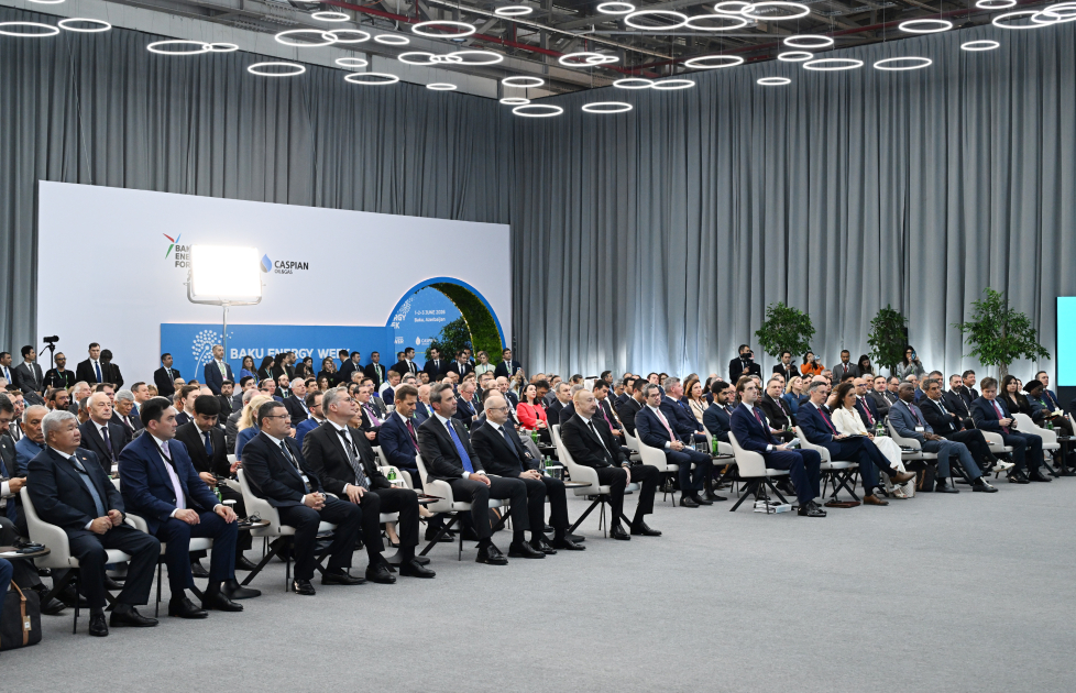 Prezident İlham Əliyev Bakı 31-ci “Baku Energy Forum”un rəsmi açılış mərasimində iştirak edib (FOTO/VİDEO)