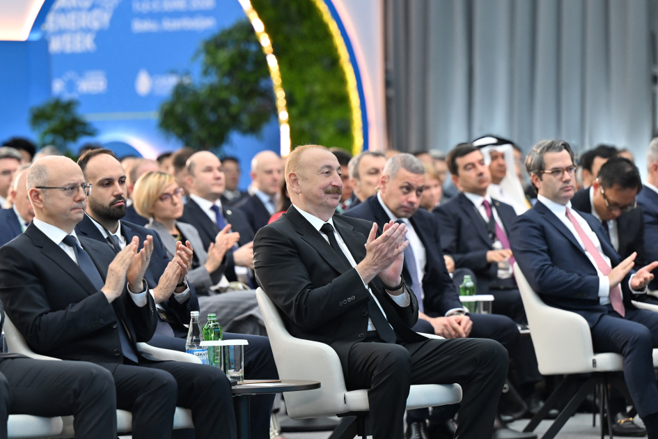 Prezident İlham Əliyev Bakı 31-ci “Baku Energy Forum”un rəsmi açılış mərasimində iştirak edib (FOTO/VİDEO)