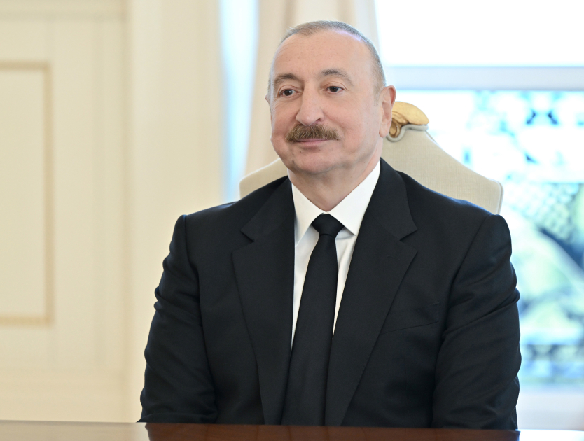 Prezident İlham Əliyev ABŞ Dövlət katibinin iqtisadiyyat, enerji və biznes məsələləri üzrə köməkçisinin başçılıq etdiyi nümayəndə heyətini qəbul edib (FOTO)