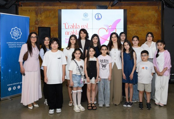 RİNN şəhid ailələrinin əl işlərinin V sərgi-satış yarmarkasını keçirib (FOTO)