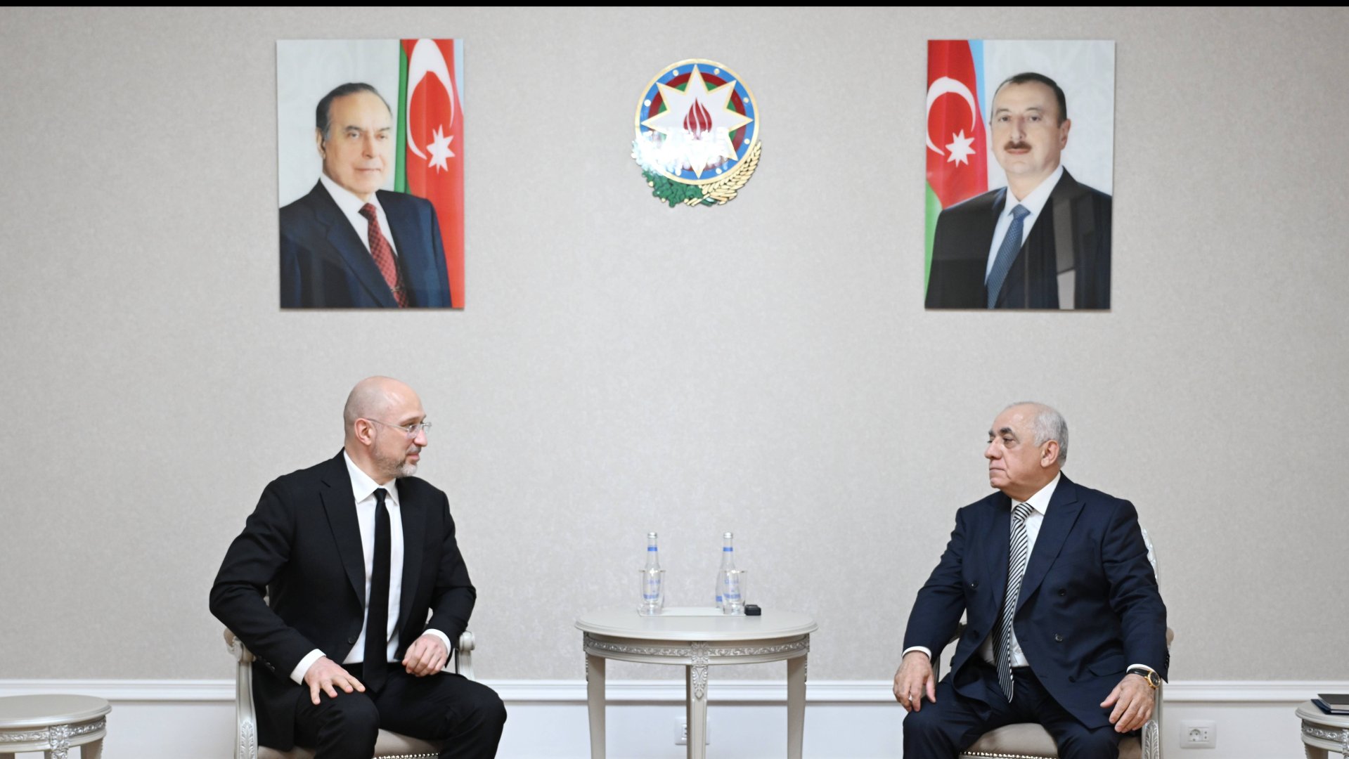 Əli Əsədov Denis Şmıqalla görüşüb (FOTO)