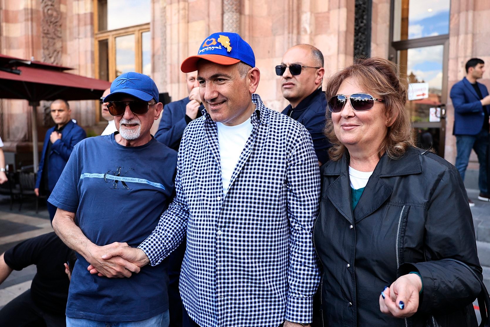 Paşinyanın partiyası hökuməti təkbaşına qurmaq hüququ əldə e