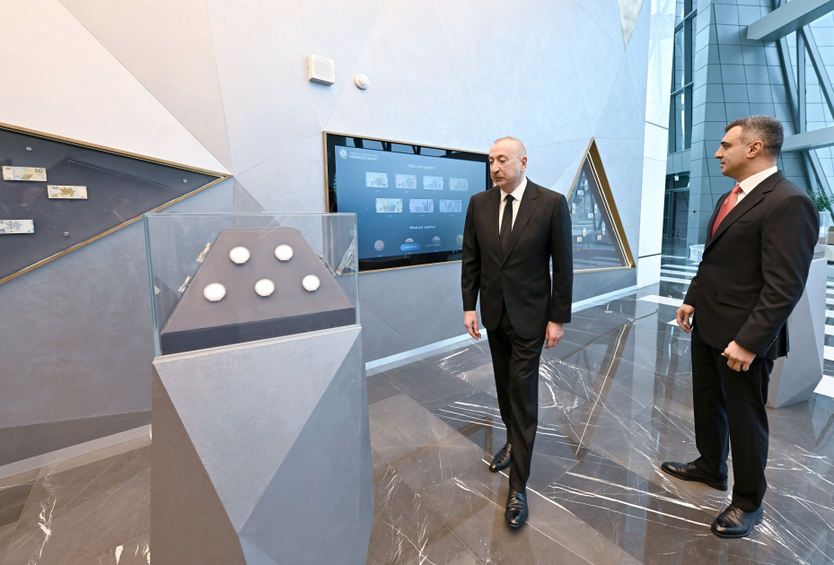 Prezident İlham Əliyev Mərkəzi Bankın yeni binasının açılışında iştirak edib (FOTO/VİDEO)