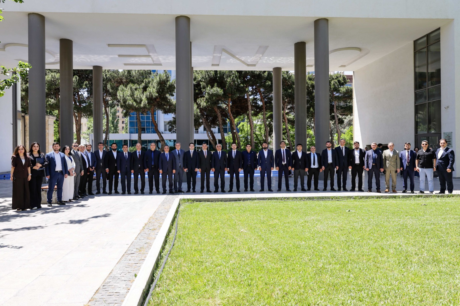 UNEC ilə İCMA arasında əməkdaşlıq memorandumu imzalanıb (FOTO)