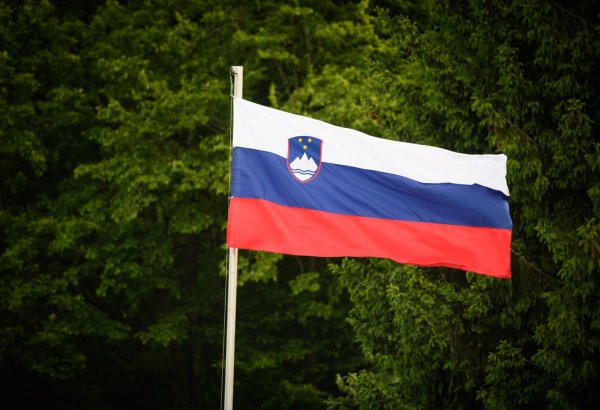 Sloveniya parlamenti Yanez Yanşanın rəhbərlik etdiyi yeni hökuməti təsdiqləyib