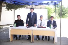 Elnur Rzayev Uzunoba kəndində sakinlərlə görüşüb (FOTO)