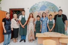Leyla Əliyeva və Arzu Əliyeva 11 nömrəli inteqrasiya təlimli internat tipli ümumtəhsil məktəbində olublar (FOTO)