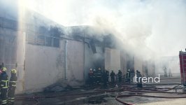 Keşlədə anbardakı yanğın söndürüldü (FOTO) (YENİLƏNİB)