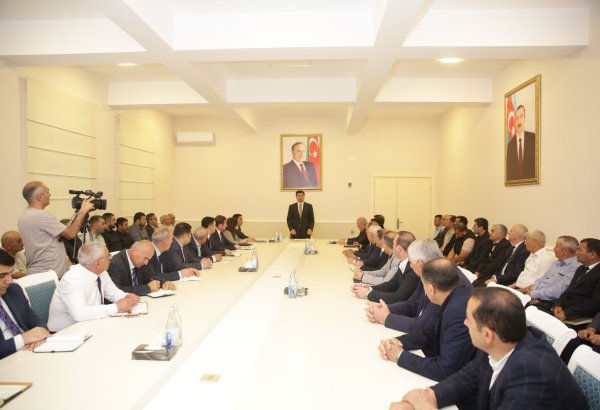 Xaçmaz Rayon İcra Hakimiyyətində Prezident İlham Əliyevin aqrar sahə ilə bağlı tapşırıqlarının icrası müzakirə edilib (FOTO)