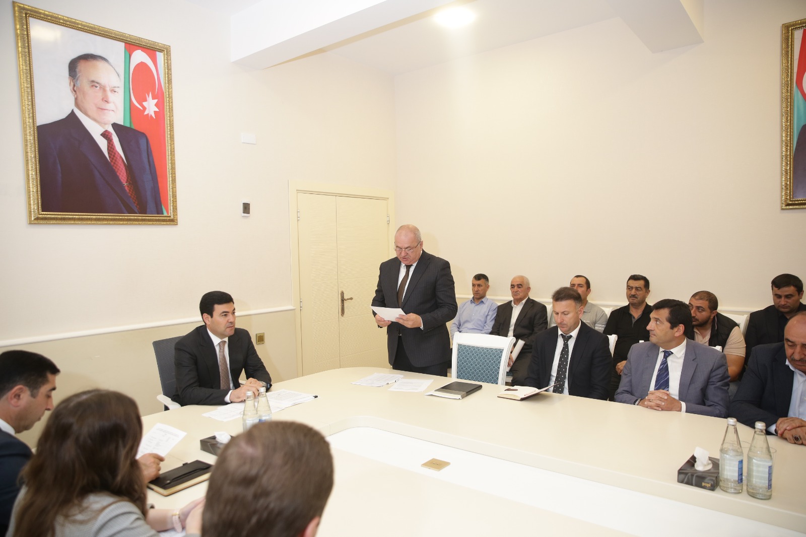 Xaçmaz Rayon İcra Hakimiyyətində Prezident İlham Əliyevin aqrar sahə ilə bağlı tapşırıqlarının icrası müzakirə edilib (FOTO)