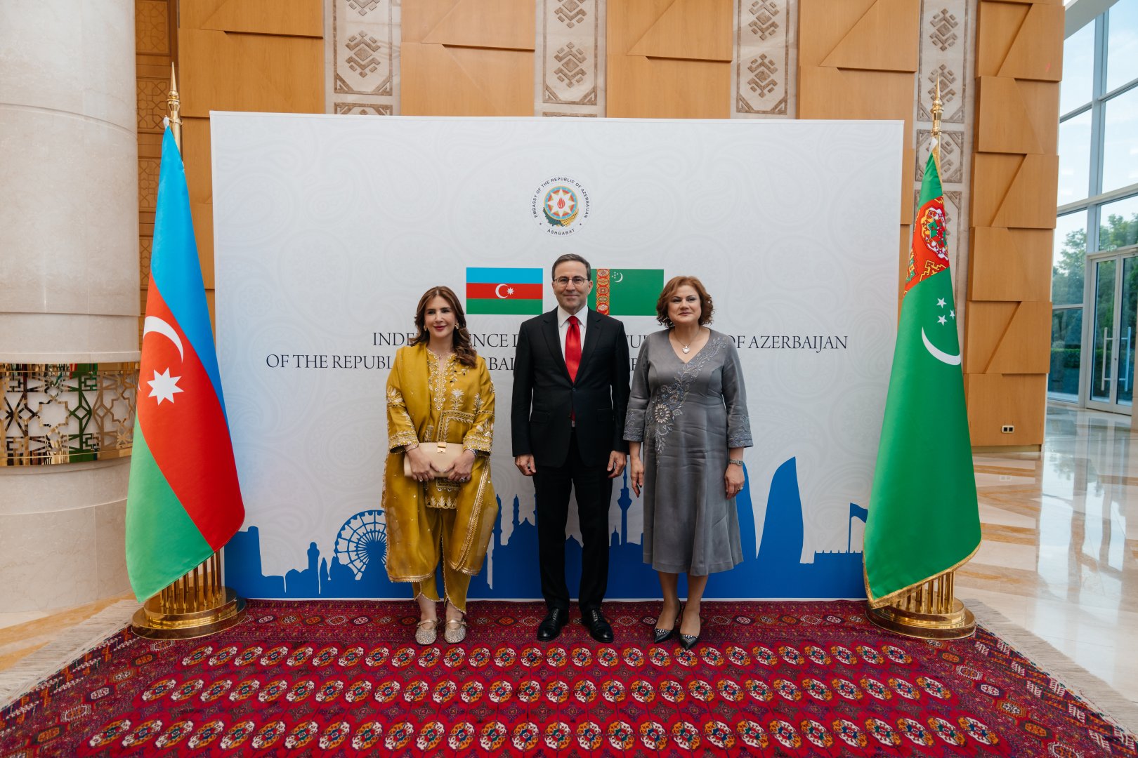 Türkmənistanda Müstəqillik Günü və Azərbaycanın Mədəniyyət Günləri qeyd olunub (FOTO)