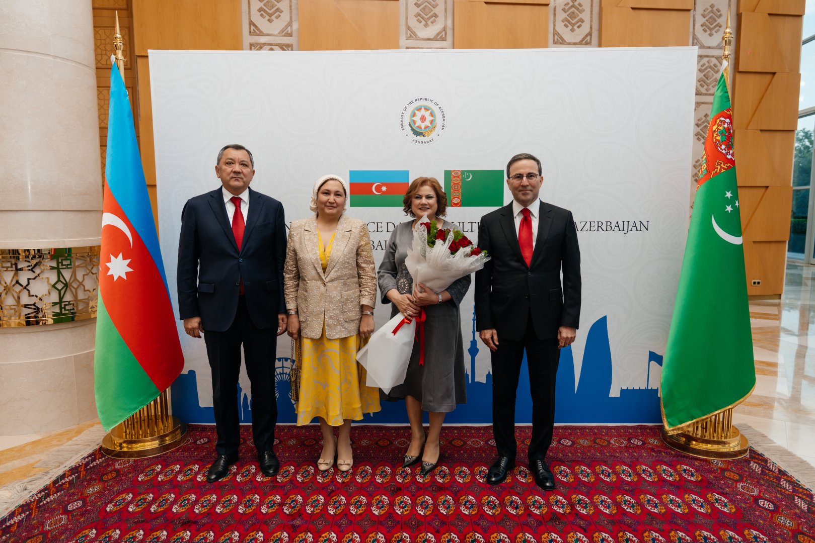 Türkmənistanda Müstəqillik Günü və Azərbaycanın Mədəniyyət Günləri qeyd olunub (FOTO)
