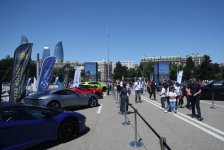 Klassik və sürət avtomobilləri festivalının birinci günü başa çatıb (FOTO/VİDEO)