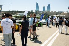 Klassik və sürət avtomobilləri festivalının birinci günü başa çatıb (FOTO/VİDEO)