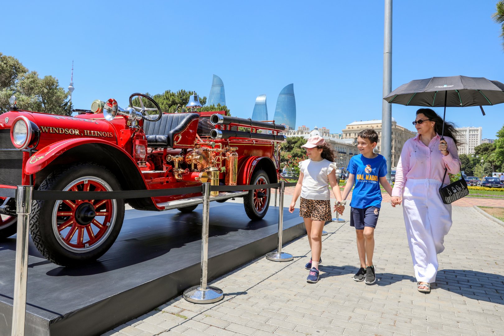 Klassik və sürət avtomobillərinin festivalı başa çatıb (FOTO/VİDEO)