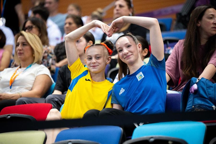 Azərbaycan gimnastları Dünya kubokunda finala yüksəliblər (FOTO)