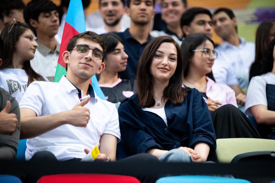 Azərbaycan gimnastları Dünya kubokunda finala yüksəliblər (FOTO)