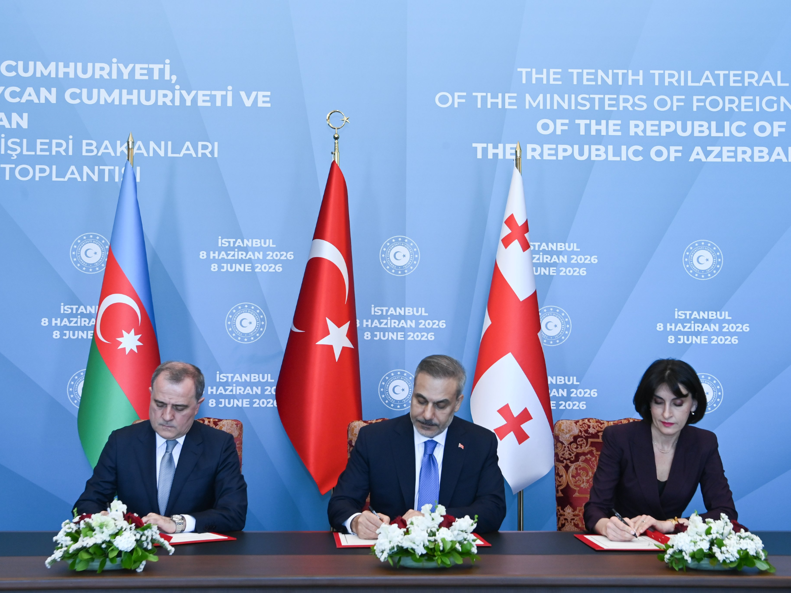 XİN başçıları İstanbul bəyannaməsi imzaladılar - T