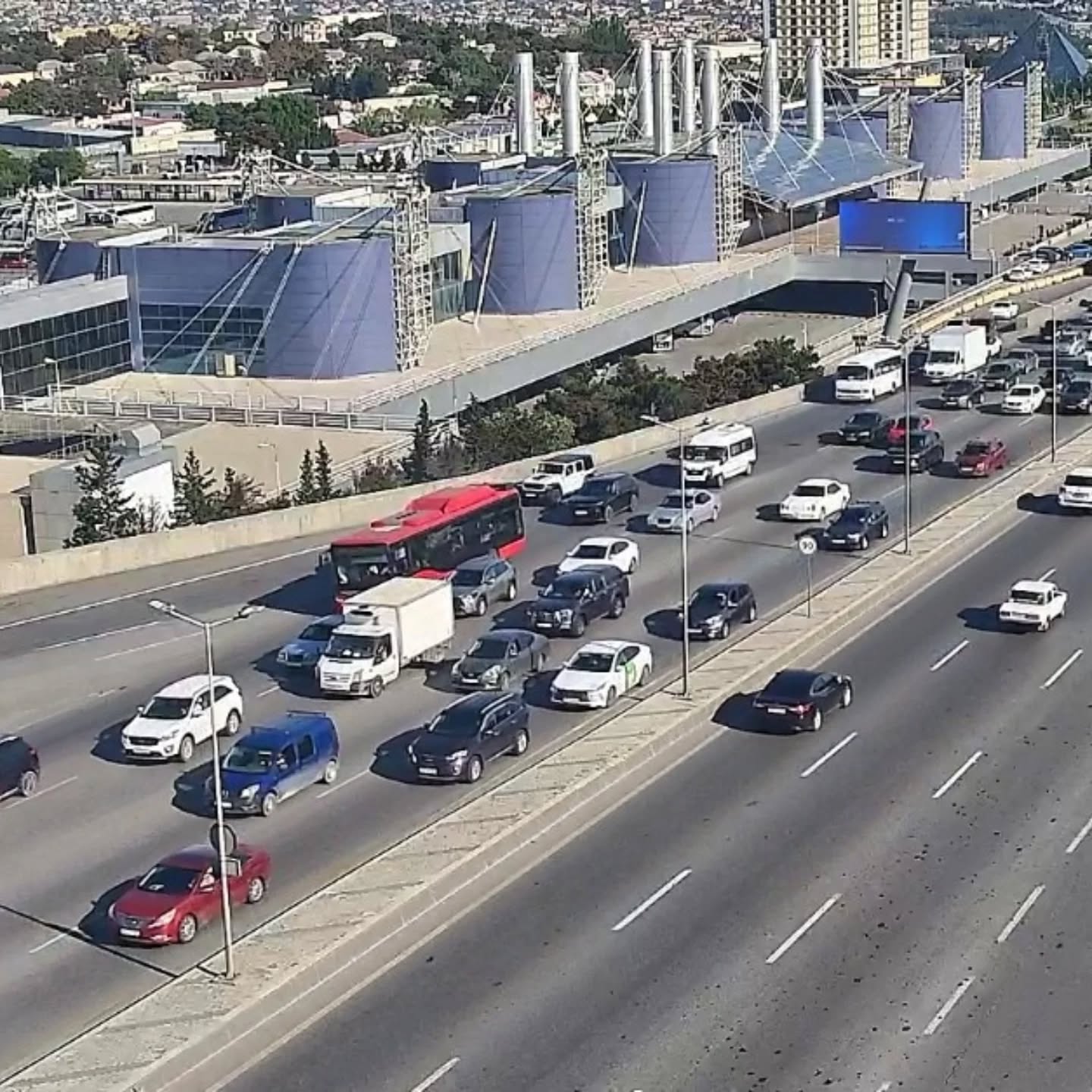 DİQQƏT: Bu yollarda tıxac var - SİYAHI (FOTO)
