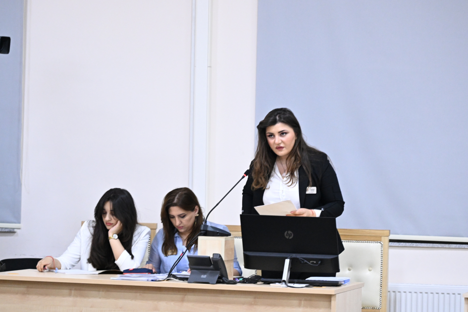 Ermənistan vətəndaşlarının şikayətləri üzrə apellyasiya məhkəməsində tərəflərin çıxışlarına başlanılıb (FOTO)