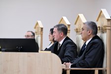 Ermənistan vətəndaşlarının şikayətləri üzrə apellyasiya məhkəməsində tərəflərin çıxışlarına başlanılıb (FOTO)