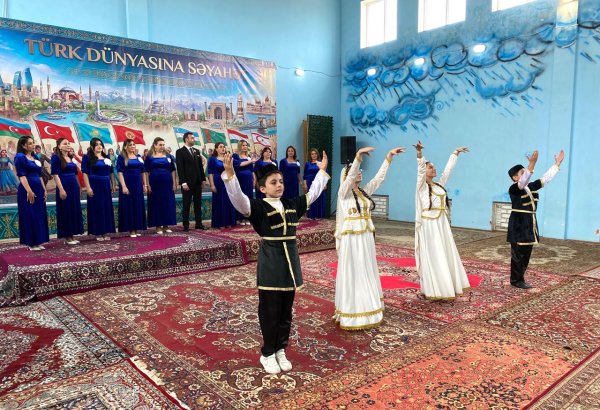 Şüvəlanda “Türk dünyasına səyahət” adlı tədbir keçirilib (FOTO)