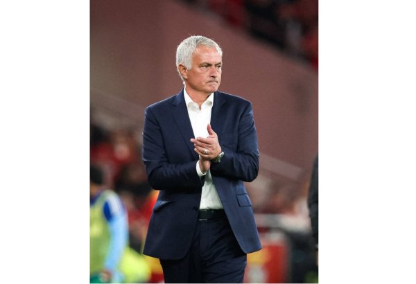 "Benfika" Mourinyonun "Real Madrid"də keçdiyini açıqlayıb