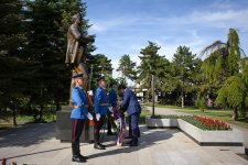 Zakir Həsənov Serbiyada rəsmi səfərdədir (FOTO)