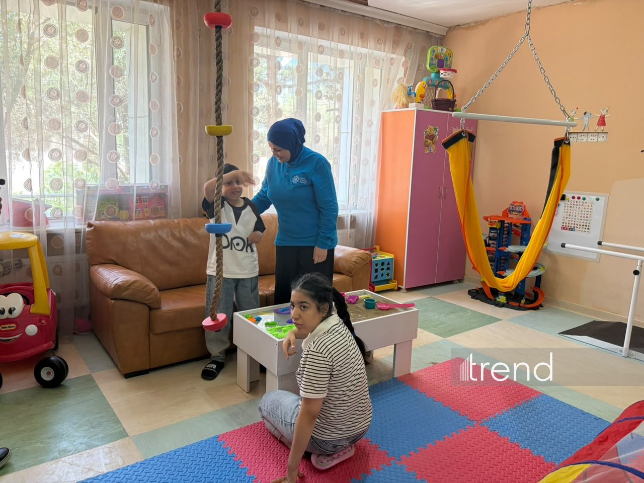 Əlilliyi olan uşaqlar üçün sosial xidmət müəssisəsinə mediatur təşkil olunub (FOTO)