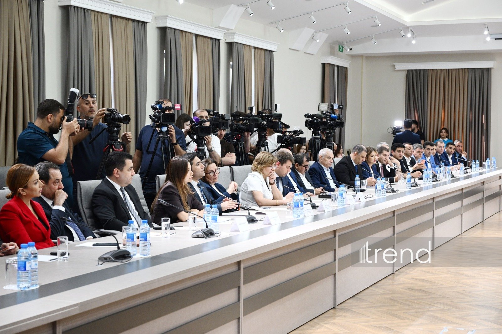MEDİA yeni qanun layihəsinin ictimai müzakirəsini təşkil edib (FOTO)
