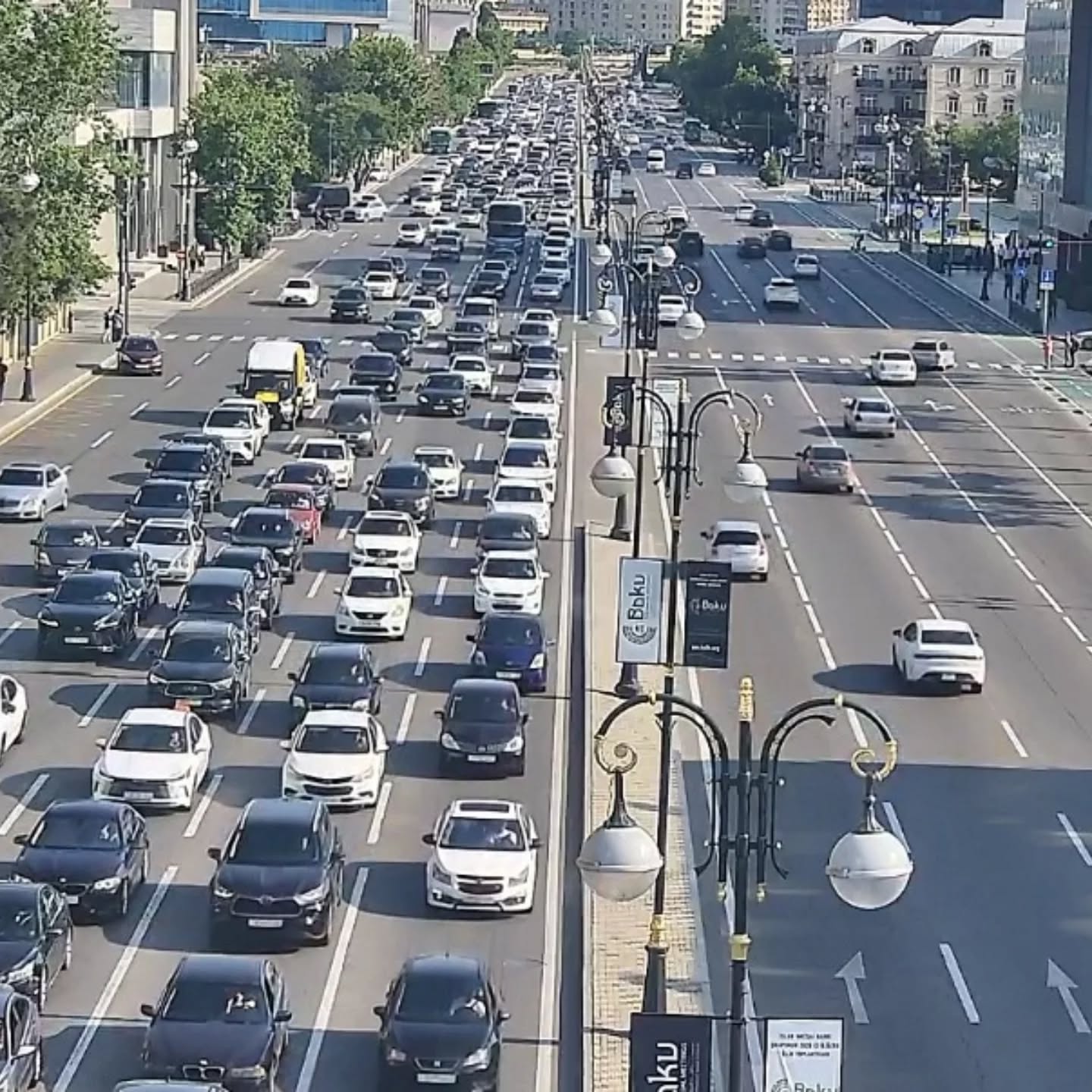 DİQQƏT: Bu yollarda tıxac var - SİYAHI (FOTO)