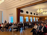 Azərbaycan diasporu Ştutqartda Müstəqillik və Milli Qurtuluş günləri münasibətilə təntənəli tədbir təşkil edib (FOTO)