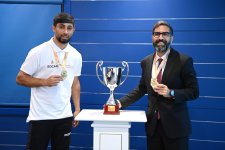 Rövşən Nəcəf SOCAR-ın minifutbol komandası ilə görüşüb