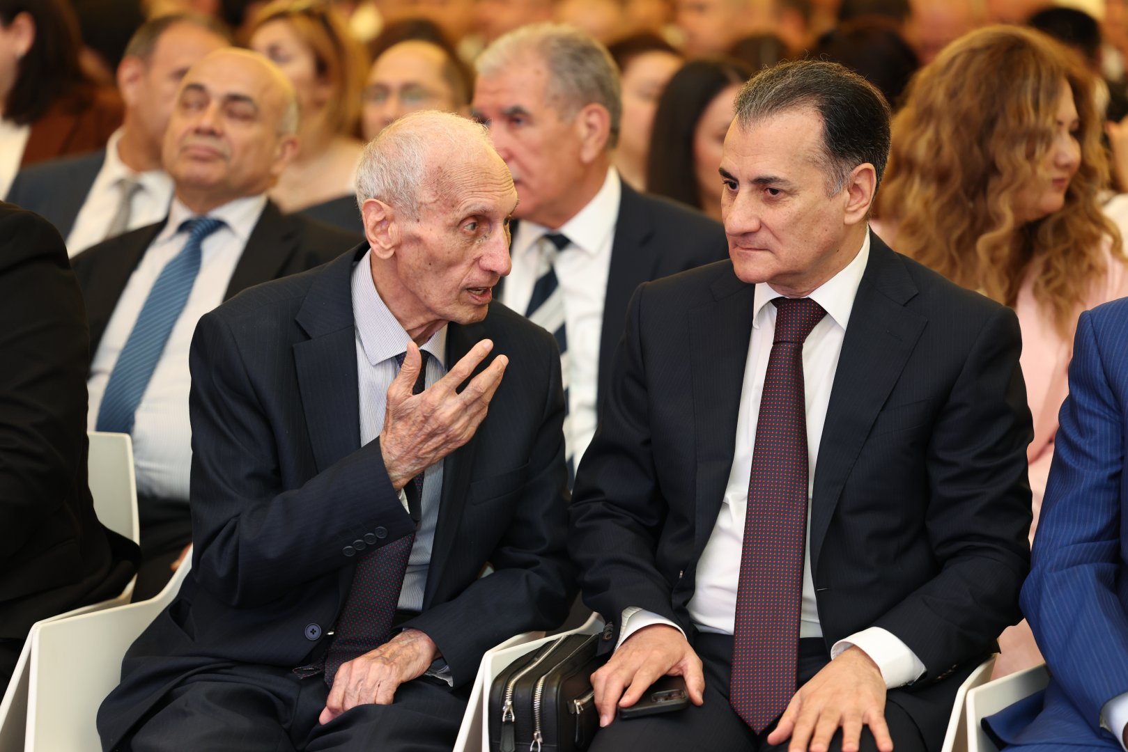 “Heydər Əliyev: Halın tərcüməsi” sənədli filminin təqdimatı olub (FOTO)