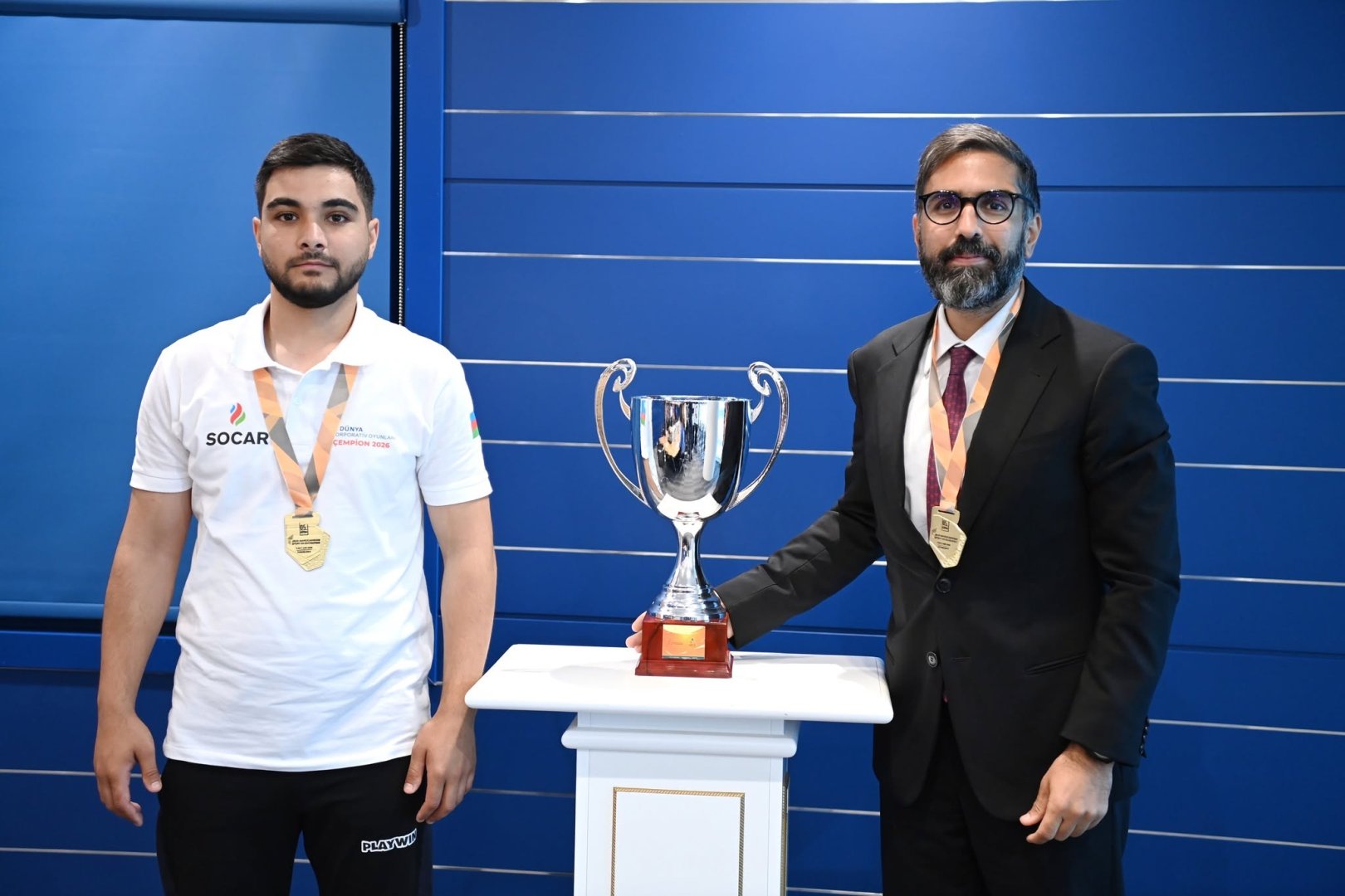Rövşən Nəcəf SOCAR-ın minifutbol komandası ilə görüşüb