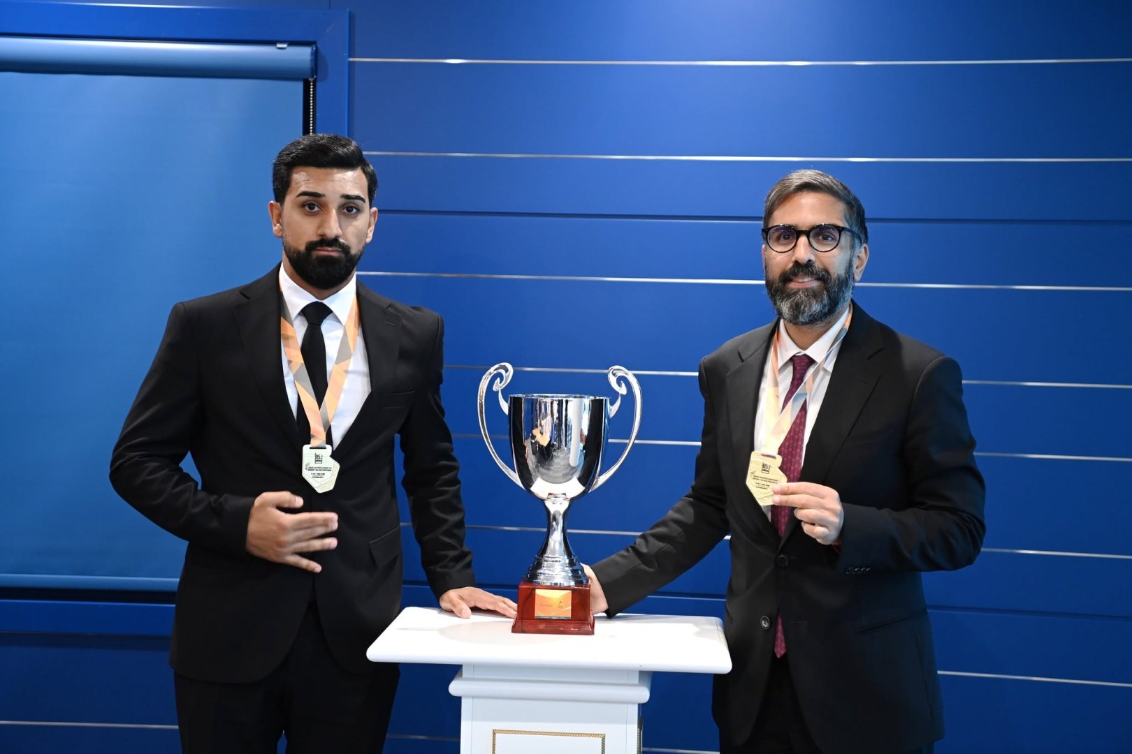 Rövşən Nəcəf SOCAR-ın minifutbol komandası ilə görüşüb
