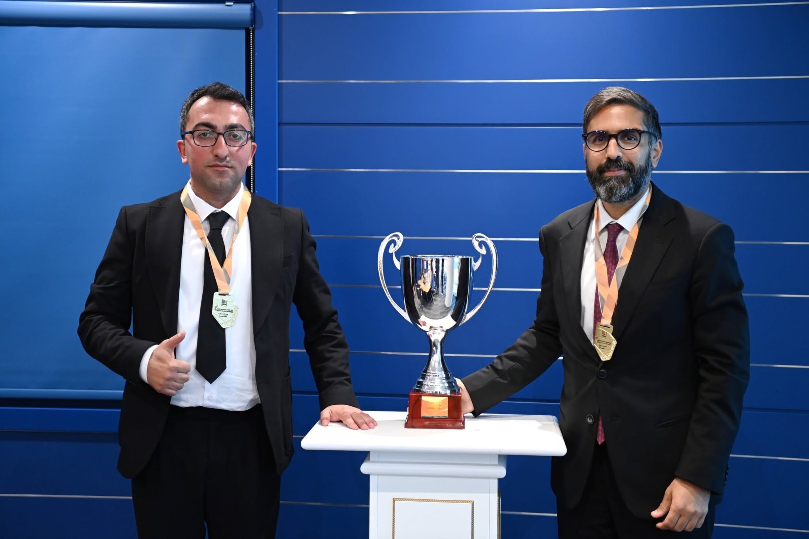 Rövşən Nəcəf SOCAR-ın minifutbol komandası ilə görüşüb