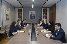 Ceyhun Bayramov DFC rəhbəri ilə əməkdaşlıq perspektivlərini müzakirə edib (FOTO)