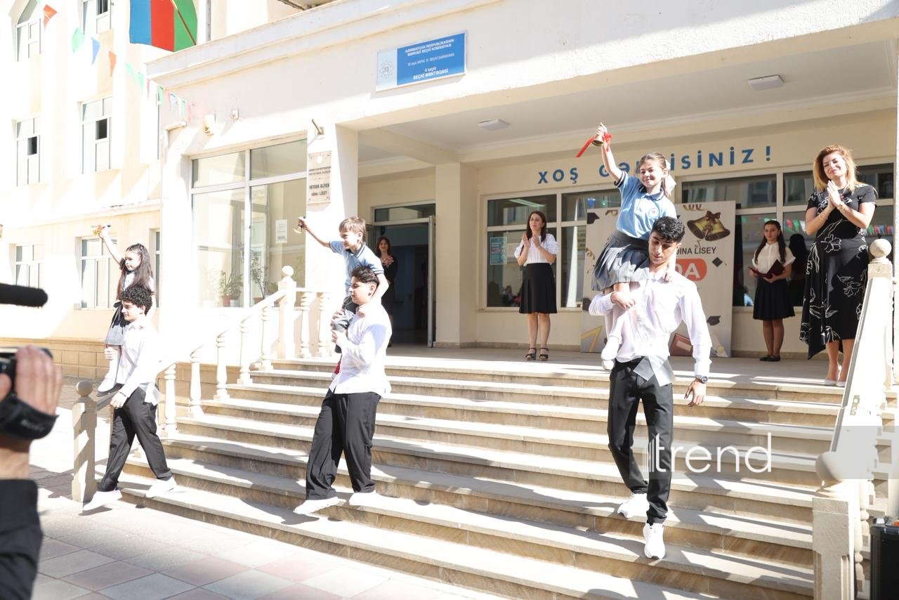 Heydər Əliyev adına Liseydə Məzun Günü keçirilib (FOTO)