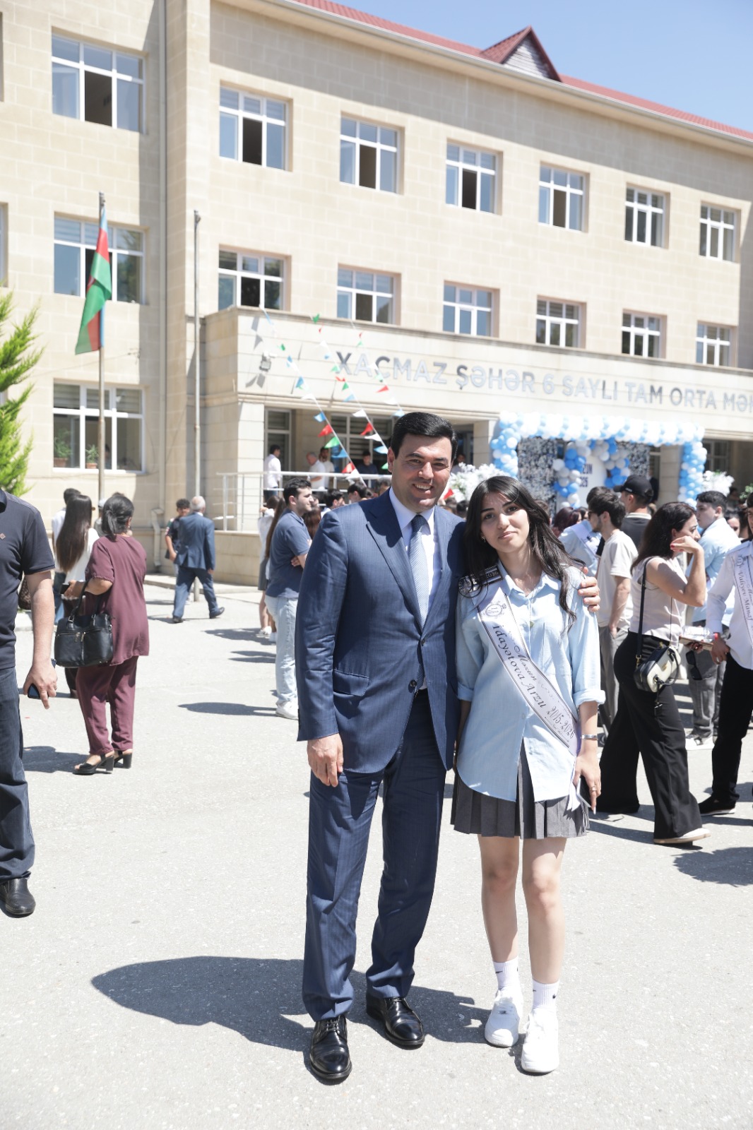 Xaçmaz rayonunun ümumtəhsil məktəblərində “Son zəng” tədbirləri təntənə ilə qeyd olunub (FOTO)