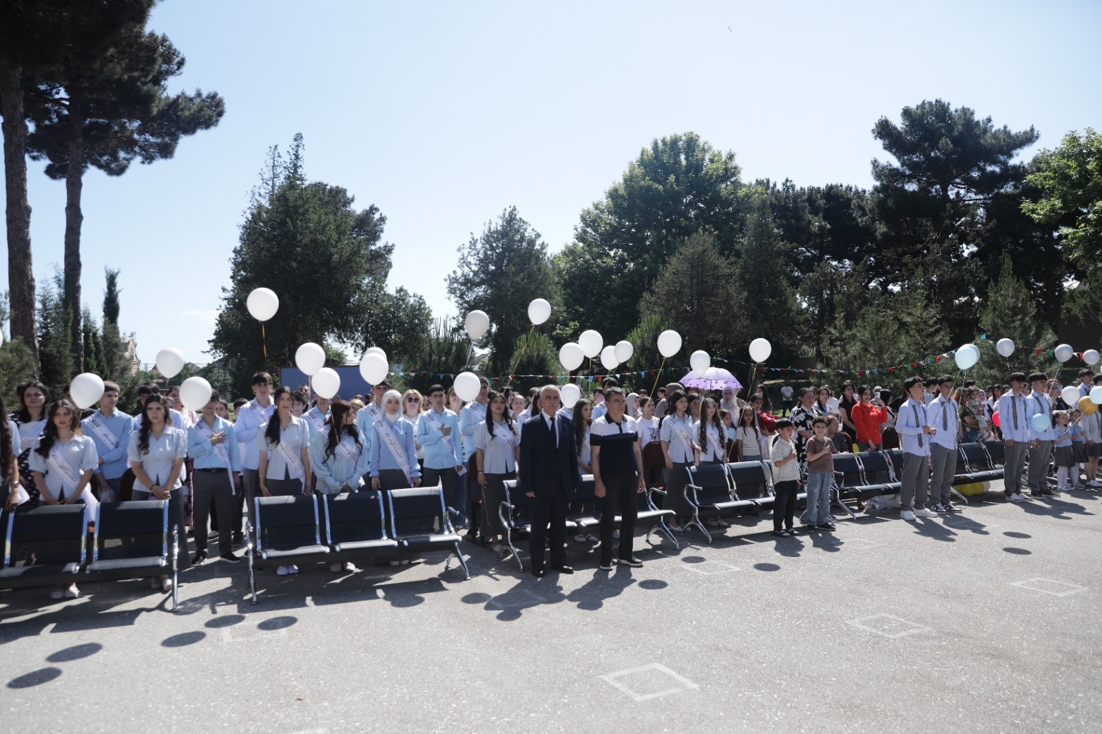 Xaçmaz rayonunun ümumtəhsil məktəblərində “Son zəng” tədbirləri təntənə ilə qeyd olunub (FOTO)