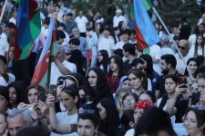 Xaçmaz rayonunda 15 İyun – Milli Qurtuluş Gününə həsr olunmuş möhtəşəm bayram konserti keçirilib (FOTO)