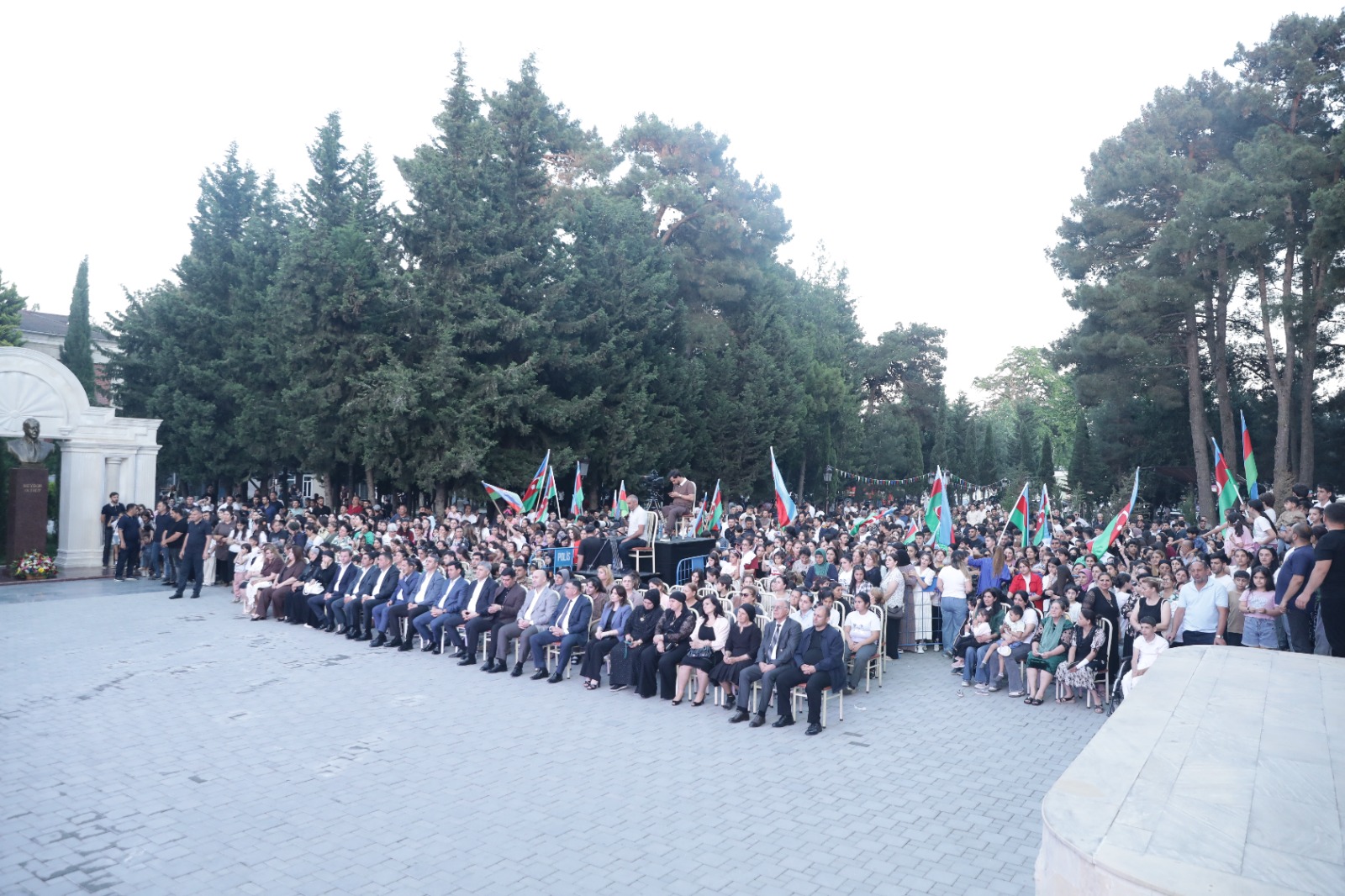 Xaçmaz rayonunda 15 İyun – Milli Qurtuluş Gününə həsr olunmuş möhtəşəm bayram konserti keçirilib (FOTO)