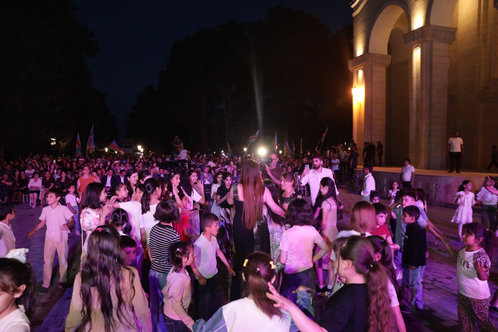 Xaçmaz rayonunda 15 İyun – Milli Qurtuluş Gününə həsr olunmuş möhtəşəm bayram konserti keçirilib (FOTO)