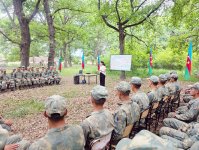 Azərbaycan Ordusunda Milli Qurtuluş Günü münasibətilə silsilə tədbirlər keçirilib (FOTO)