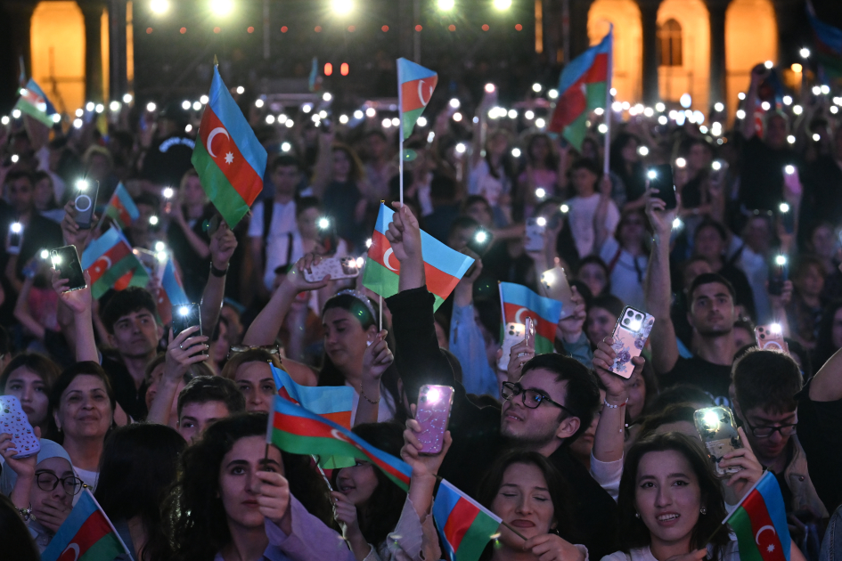 Milli Qurtuluş Gününə həsr olunan konsert keçirilib (FOTO/VİDEO)