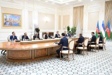 Əli Əsədov Özbəkistan Prezidenti ilə görüşüb (FOTO)