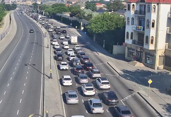 DİQQƏT: Bu yollarda tıxac var - SİYAHI